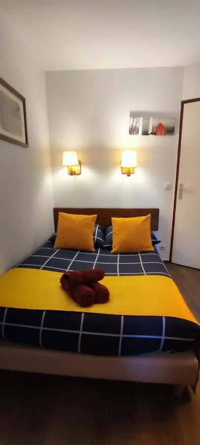 Sympathique Appartement Le Chamois Blanc Chamonix, Parking location